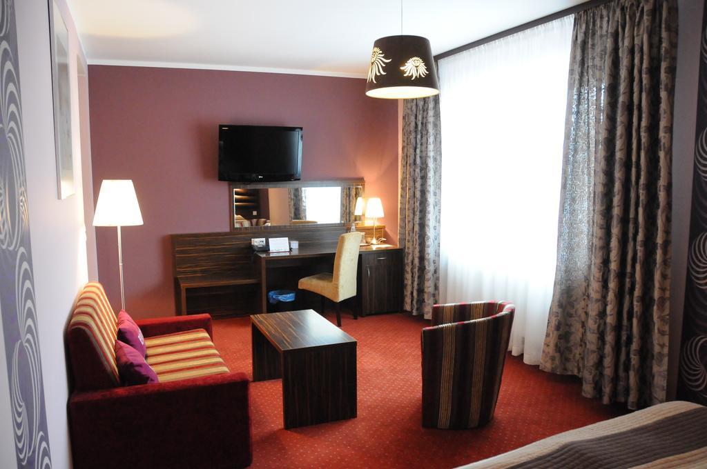 Tenis Club Kędzierzyn-Koźle Habitación foto